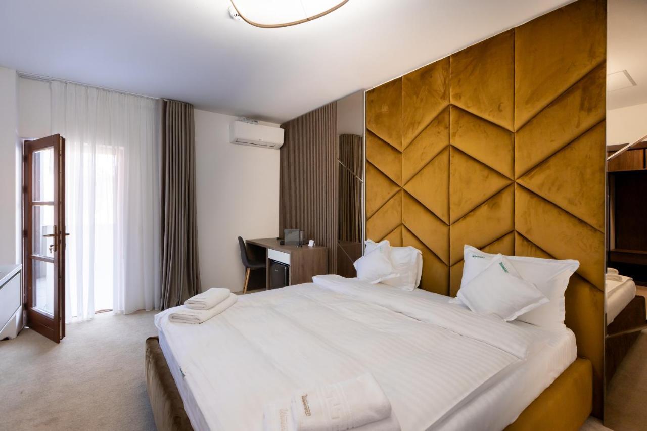 Wanderer Sighisoara Hotell Exteriör bild